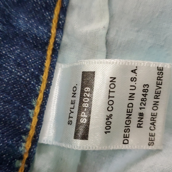 Uniq distressed tie dye jean cut-off shorts - Picture 11 of 12